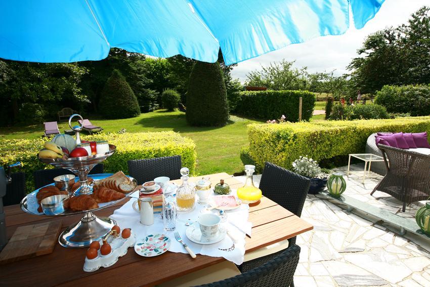 Bed and Breakfast Le Domaine Du Lieu Athan ,Reserve Aux Adultes Saint-Gâtien-des-Bois Zewnętrze zdjęcie