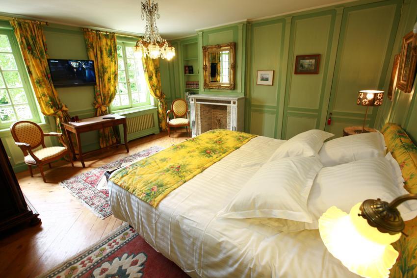 Bed and Breakfast Le Domaine Du Lieu Athan ,Reserve Aux Adultes Saint-Gâtien-des-Bois Zewnętrze zdjęcie